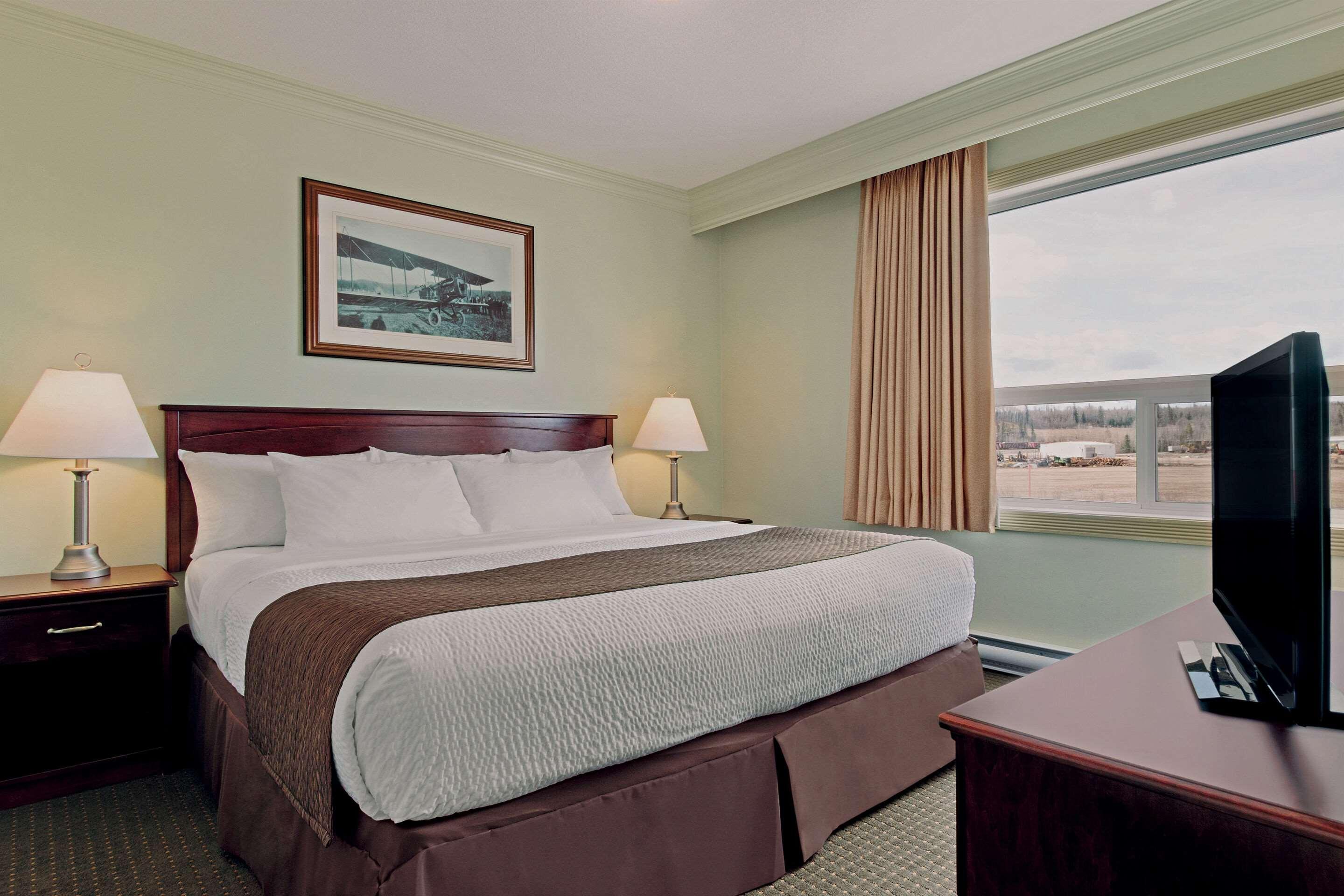 ווייטקורט Quality Inn & Suites מראה חיצוני תמונה