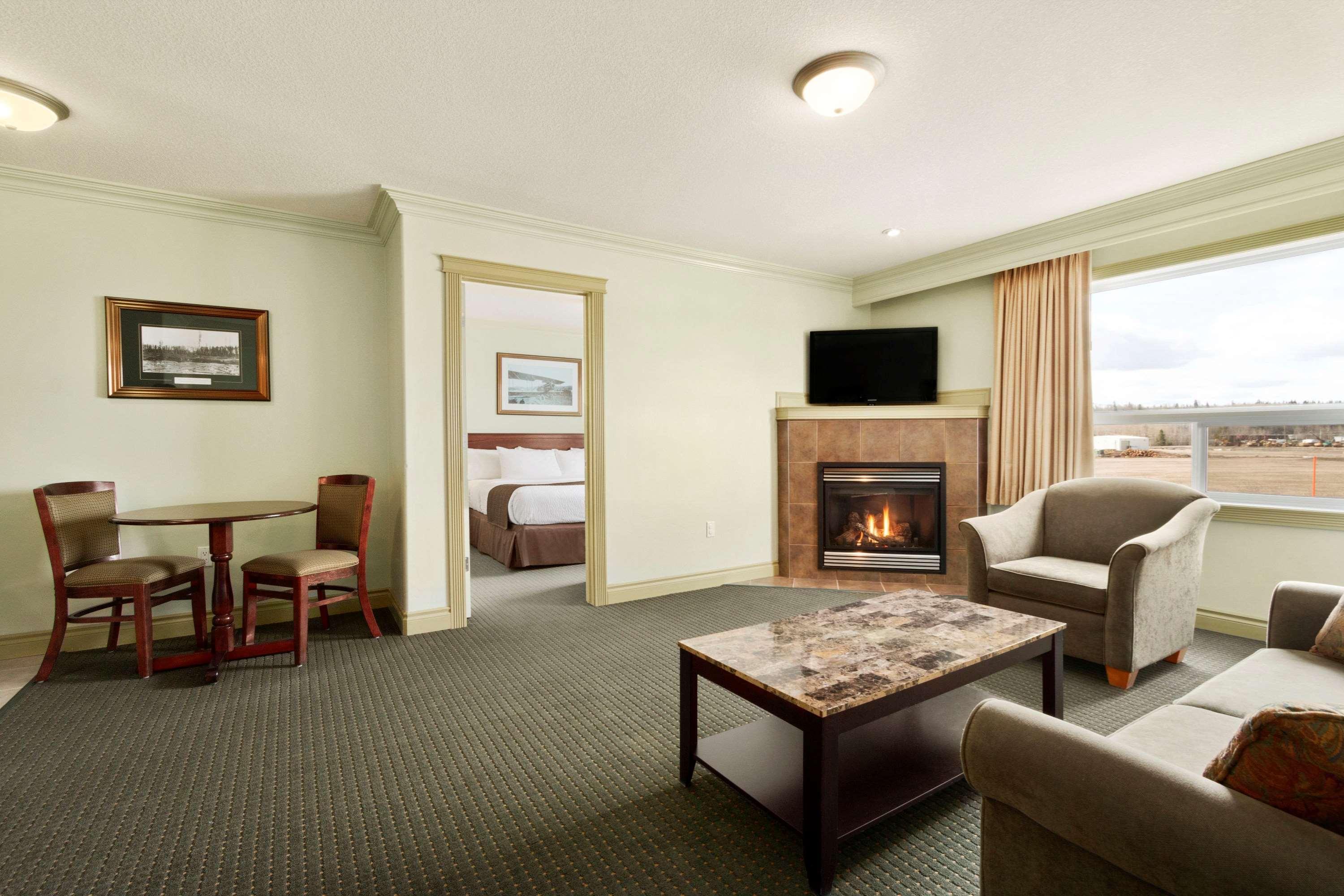 ווייטקורט Quality Inn & Suites מראה חיצוני תמונה