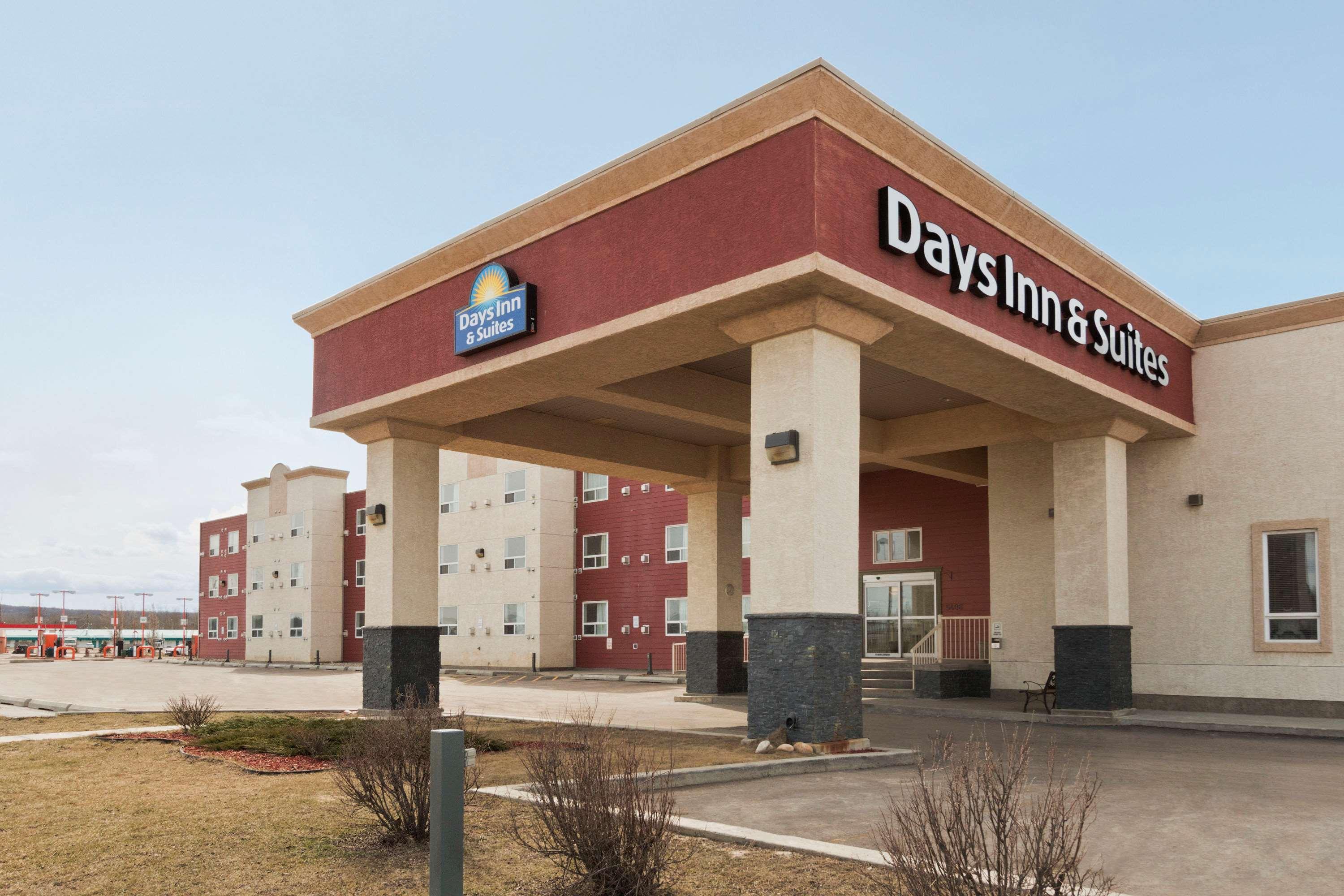 ווייטקורט Quality Inn & Suites מראה חיצוני תמונה