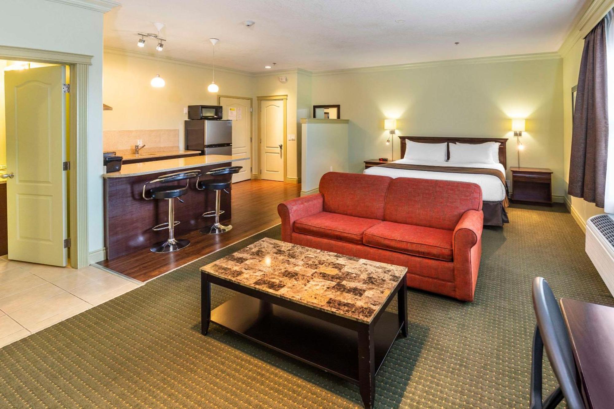 ווייטקורט Quality Inn & Suites מראה חיצוני תמונה