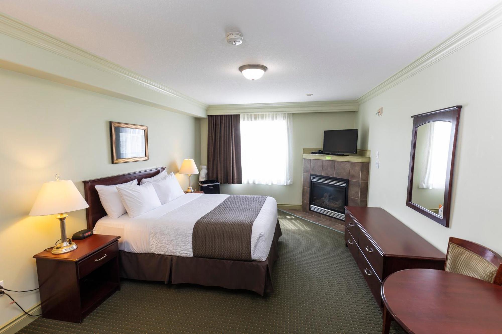 ווייטקורט Quality Inn & Suites מראה חיצוני תמונה